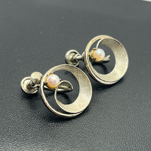 Lady Ellen Sterling silver pearl round screw back earrings Mid Century vintage - Picture 7 of 15